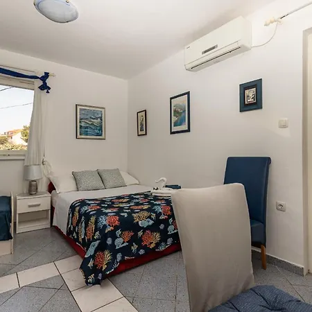 Alenka - Happy Apartment