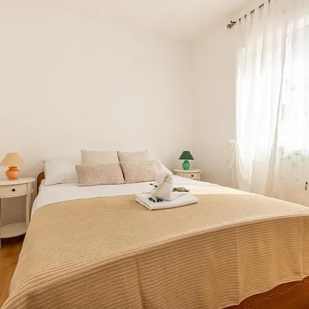 Alenka - Happy Apartment Sibenik