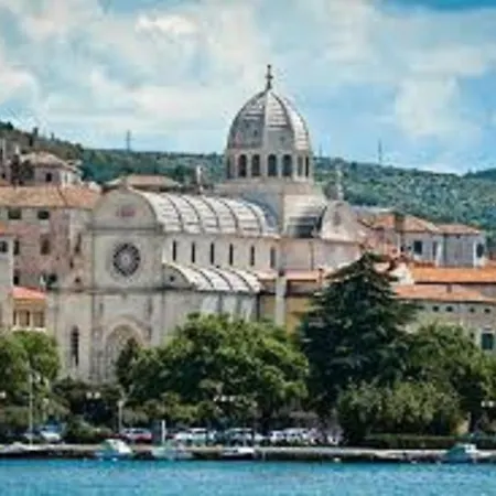 Alenka - Happy Apartment Sibenik